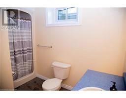 17 BRIARLEA CRES Crescent - 38