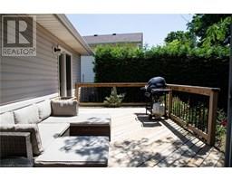 17 BRIARLEA CRES Crescent - 39