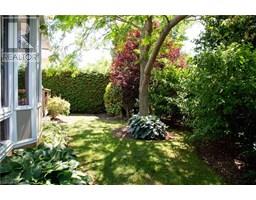 17 BRIARLEA CRES Crescent - 45