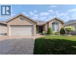 5 JOHNSON Crescent - 1