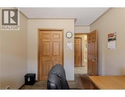 5 JOHNSON Crescent - 21