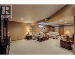 5 JOHNSON Crescent - 31