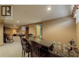 5 JOHNSON Crescent - 34