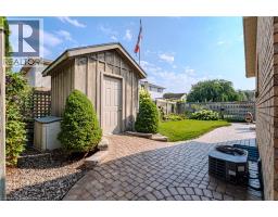 5 JOHNSON Crescent - 41