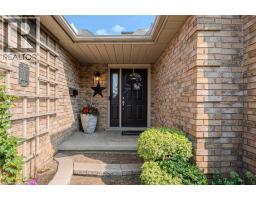 5 JOHNSON Crescent - 5