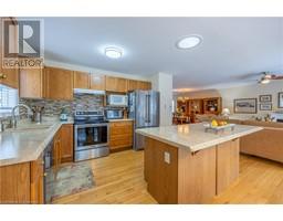 33 BALSAM TRAIL - 8