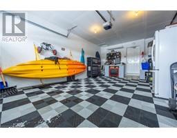 78 UPPER CANADA Drive - 28