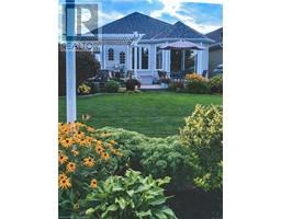 78 UPPER CANADA Drive - 30
