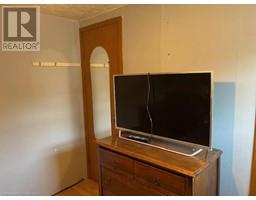 3 HOLTBY Street - 20
