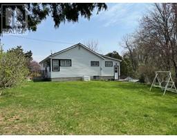 3 HOLTBY Street - 8