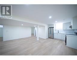 42 FALLS Crescent - 29