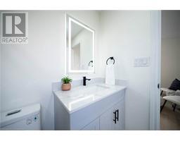 42 FALLS Crescent - 33