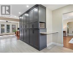 30 LYNNDALE Road - 14