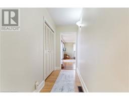 30 LYNNDALE Road - 18