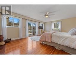 30 LYNNDALE Road - 20