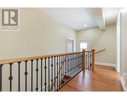 30 LYNNDALE Road - 28