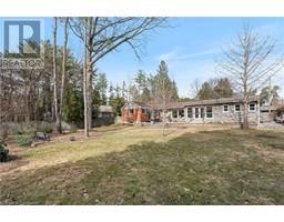 30 LYNNDALE Road - 35