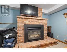 32 DIXON Drive - 24