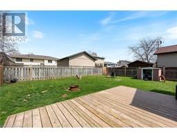 32 DIXON Drive - 26