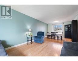 32 DIXON Drive - 5