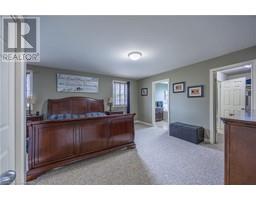36 LAMPORT Street - 15