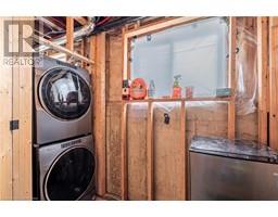 1231 LAKESHORE Road - 31