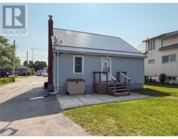 576 ORCHARD Avenue - 10