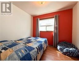 576 ORCHARD Avenue - 20