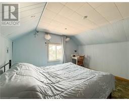 576 ORCHARD Avenue - 32