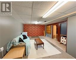 576 ORCHARD Avenue - 34