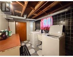 576 ORCHARD Avenue - 36