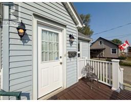 576 ORCHARD Avenue - 7