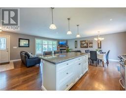 43 BERKLEY Crescent - 5