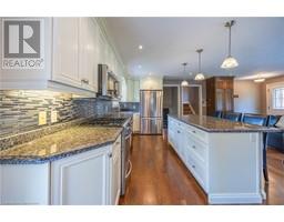 43 BERKLEY Crescent - 6