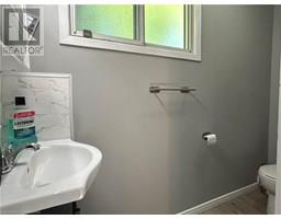 56-58 OAKWOOD Avenue - 11