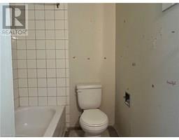 56-58 OAKWOOD Avenue - 35