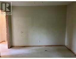 56-58 OAKWOOD Avenue - 43