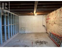56-58 OAKWOOD Avenue - 44