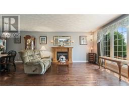 49 MANN Avenue - 4