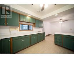 24 HUNT Street N - 15
