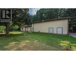 2210 1ST CONC RD STR Concession E - 31