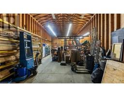 2210 1ST CONC RD STR Concession E - 32