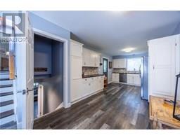 15 DAVIS Street - 8