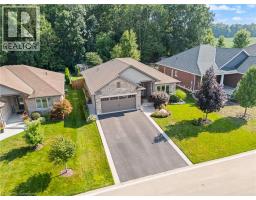 55 ALLANDALE Crescent - 1