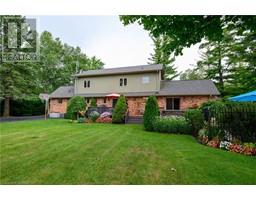 587 HILLCREST Road - 33