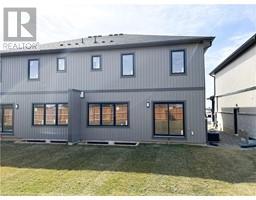 103 AMBER Street - 27