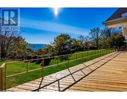 648 FRONT Road - 11
