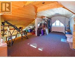 13 KIWANIS Avenue - 28