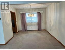 6 HOLDEN Avenue - 5