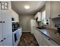 204 QUEEN Street S - 7